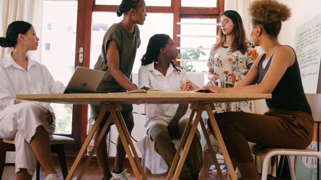 Recursos para formación y el desarrollo de mujeres emprendedoras 1 Recursos para formacion y el desarrollo de mujeres emprendedoras