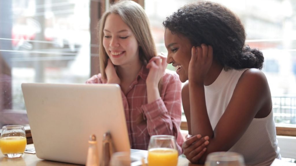 Recursos para formación y el desarrollo de mujeres emprendedoras 2 Recursos para formacion y el desarrollo de mujeres emprendedoras 3